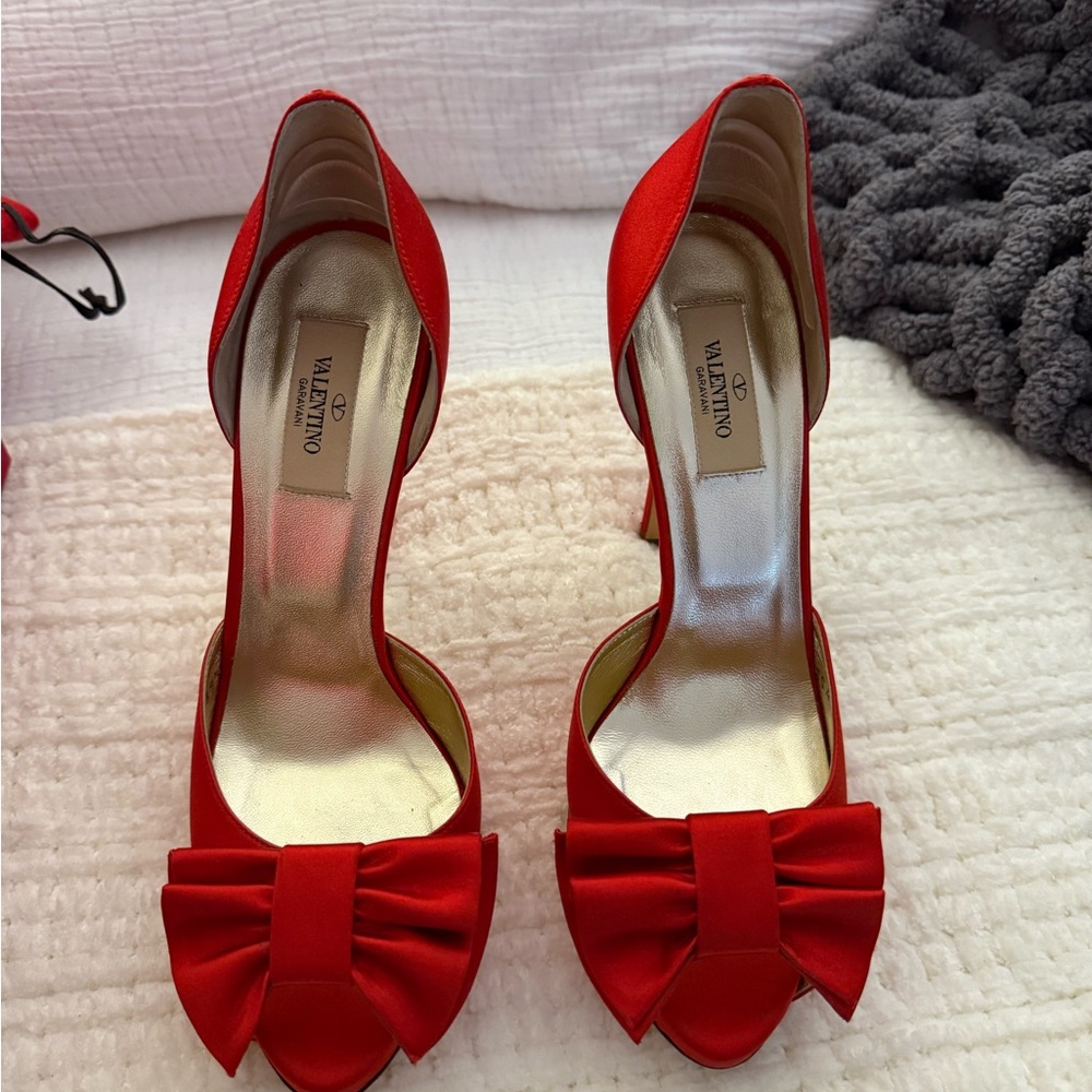 Valentino Women's Red Bow Heels